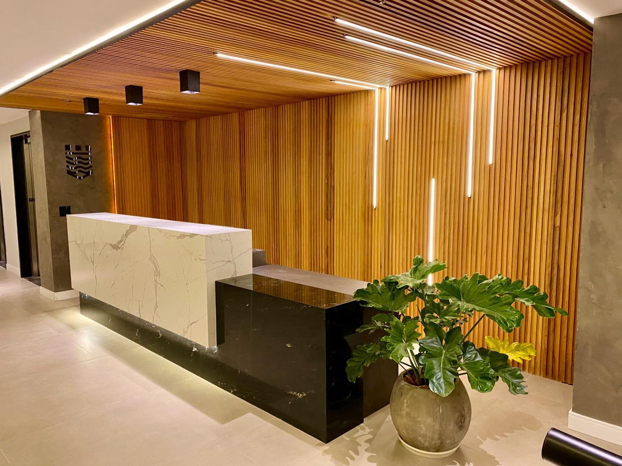 Kastel Petropolis Hotel ภายนอก รูปภาพ