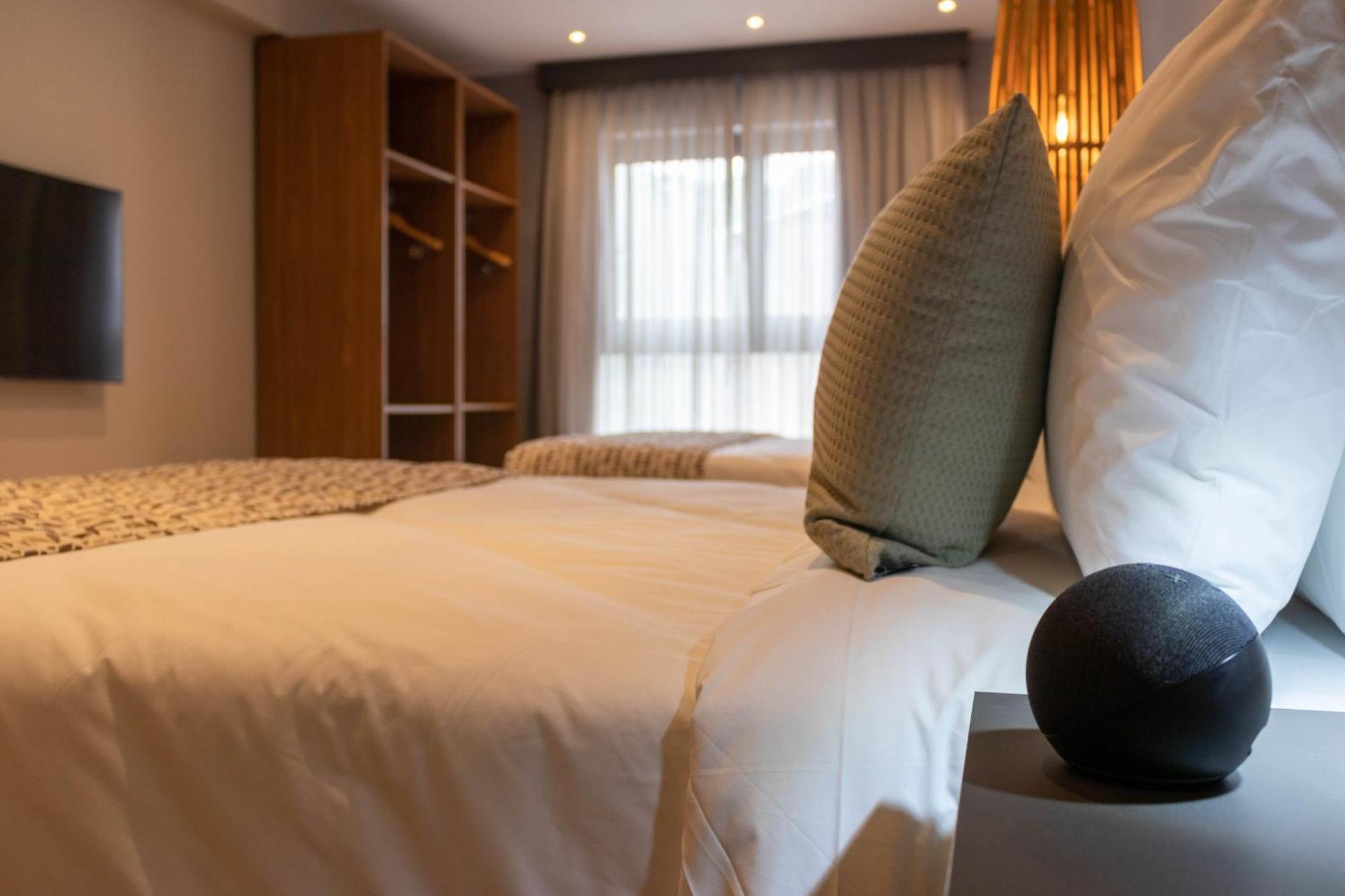 Kastel Petropolis Hotel ภายนอก รูปภาพ