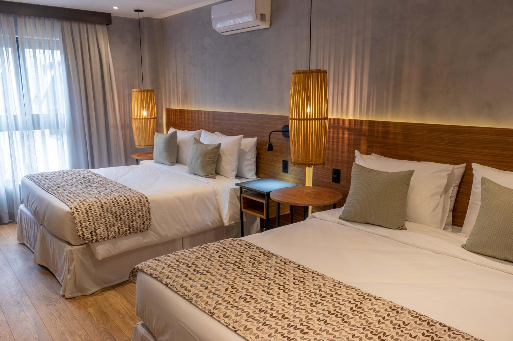 Kastel Petropolis Hotel ภายนอก รูปภาพ