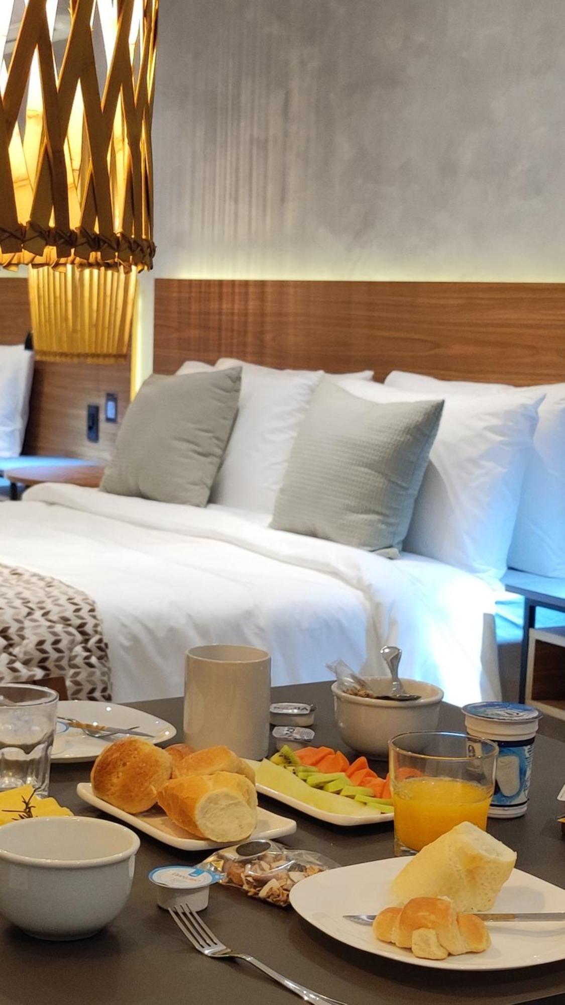 Kastel Petropolis Hotel ภายนอก รูปภาพ
